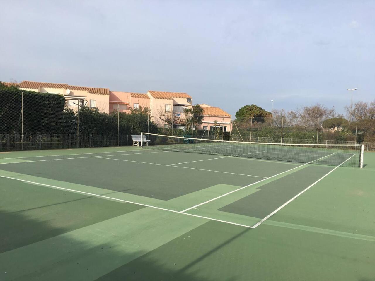 Appartement 4/6 Personnes Plain Pied - 5Min Plage - Piscine En Face Agde Kültér fotó